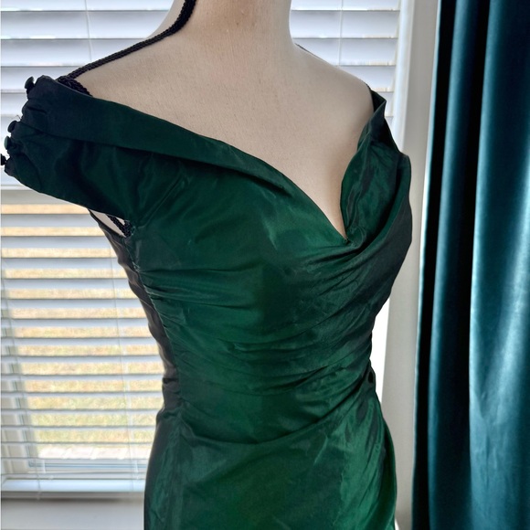 Vintage Alfred Angelo Off-Shoulder Green Formal Dress - Picture 8 of 13